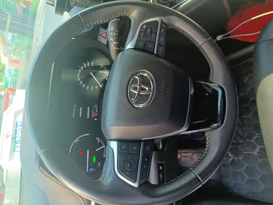 Toyota Sienna — фото 15