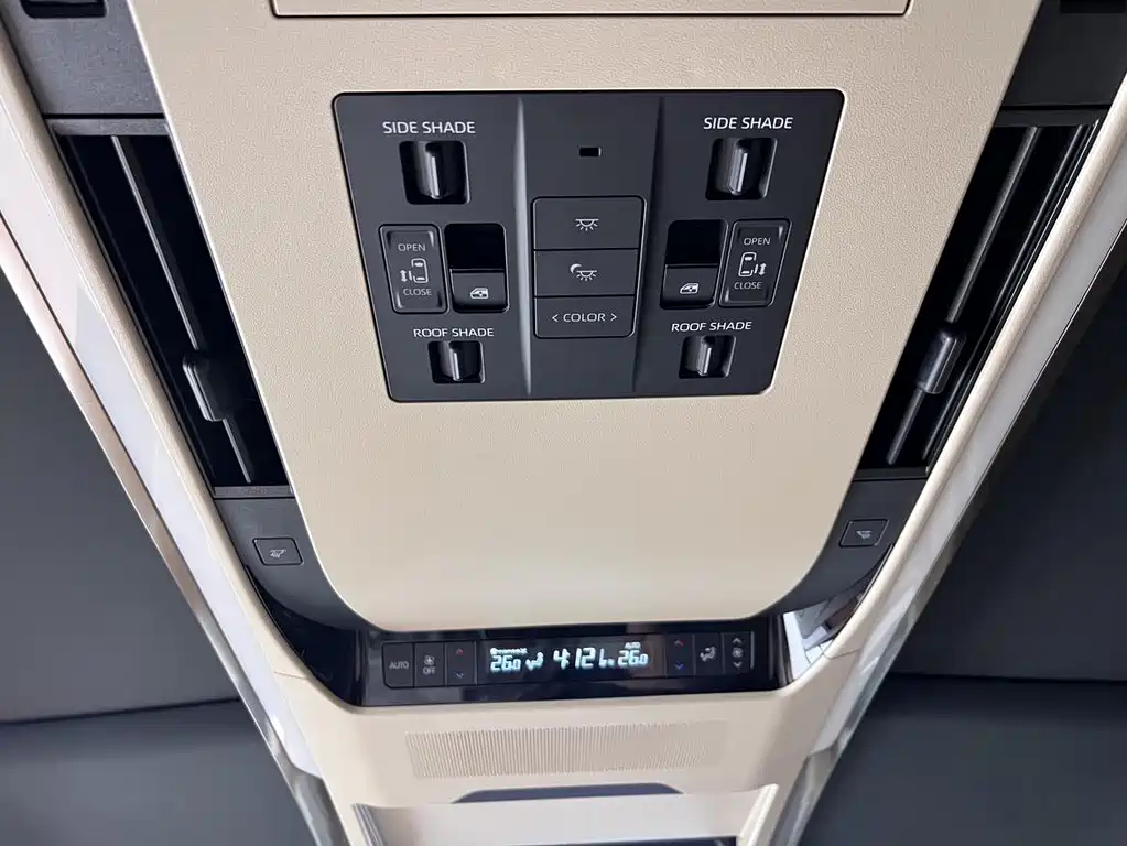 Toyota Vellfire — фото 31