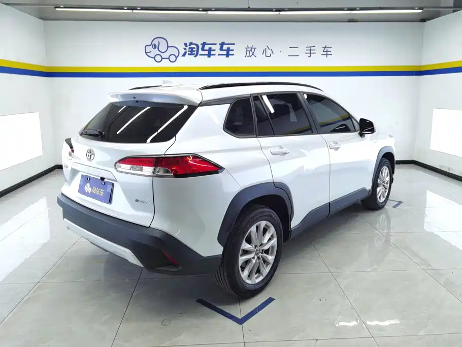 Toyota Corolla Cross — фото 3
