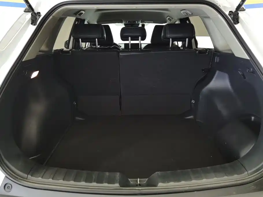 Toyota Corolla Cross — фото 4