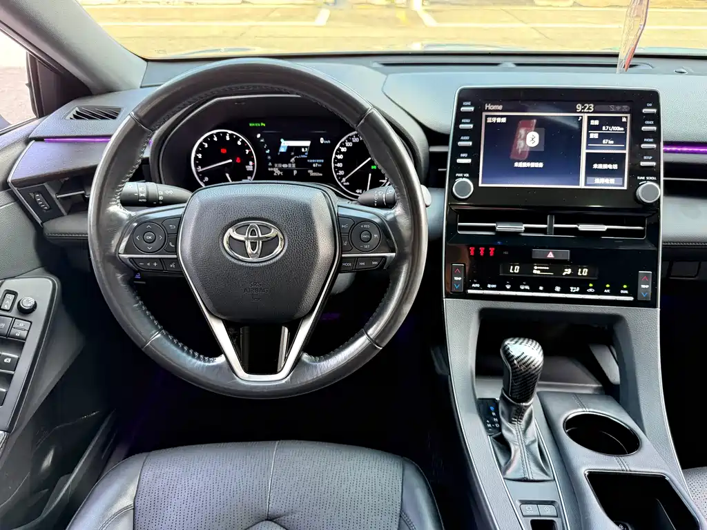 Toyota Avalon — фото 9