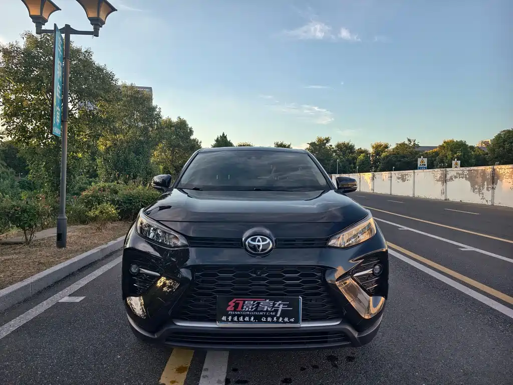 Toyota Wildlander — фото 2
