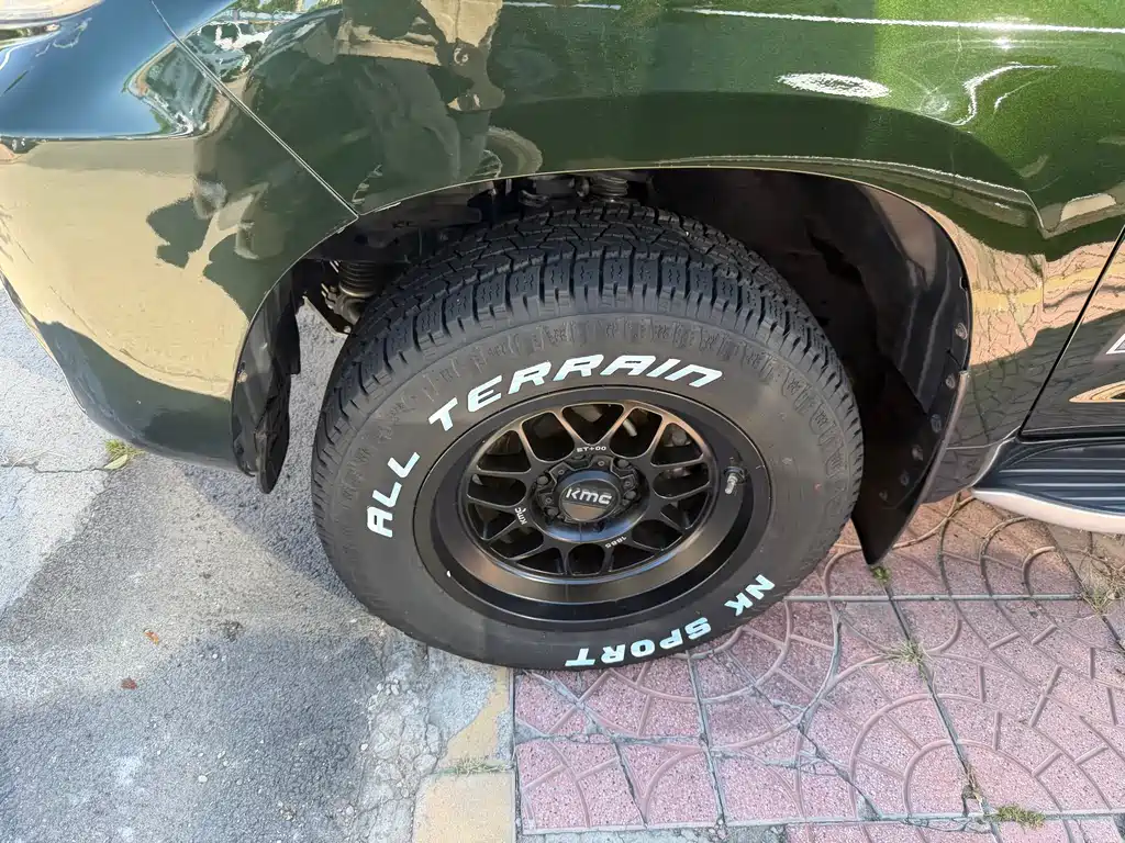 Toyota Prado — фото 2