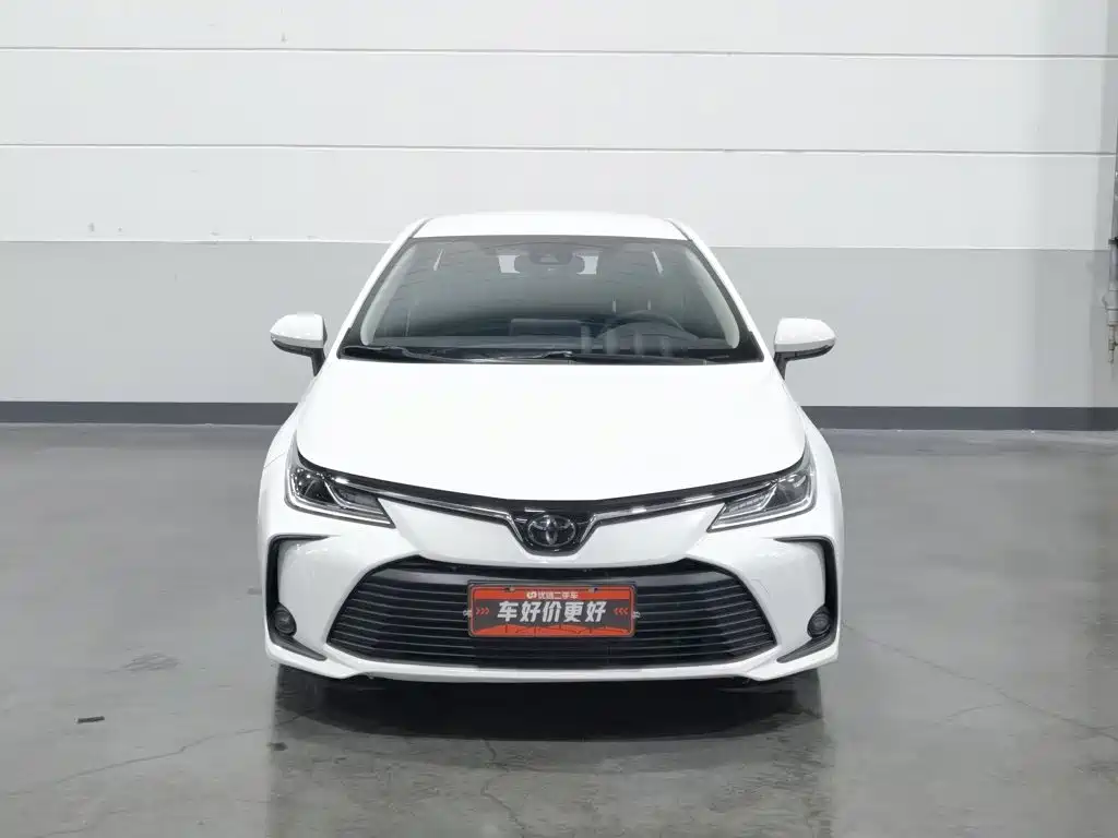 Toyota Corolla — фото 3
