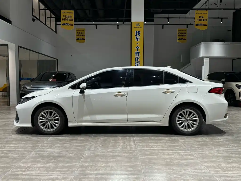 Toyota Allion — фото 3