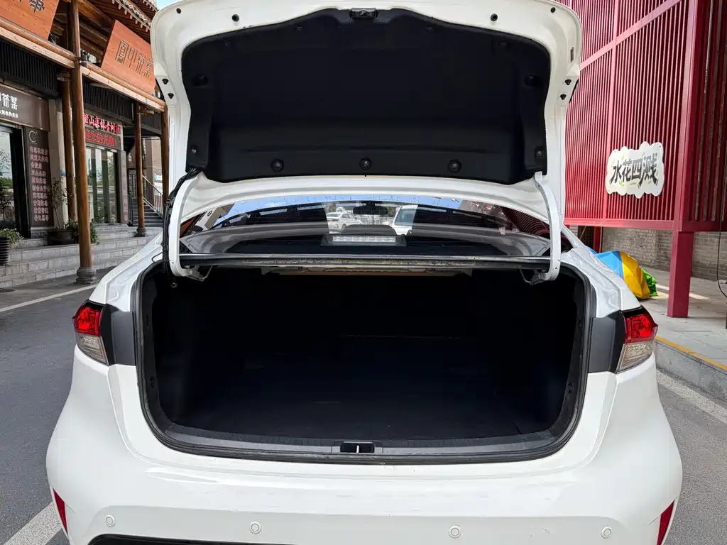 Toyota Levin — фото 19