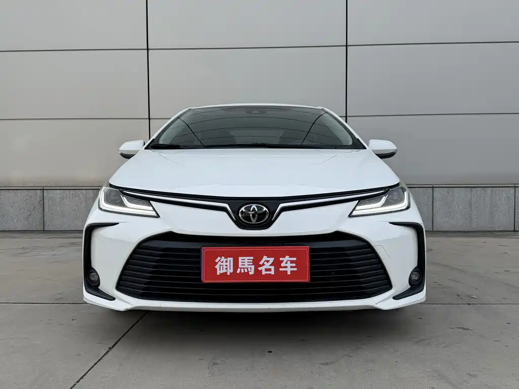 Toyota Corolla — фото 2