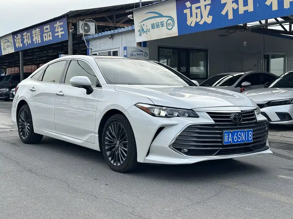 Toyota Avalon — фото 3