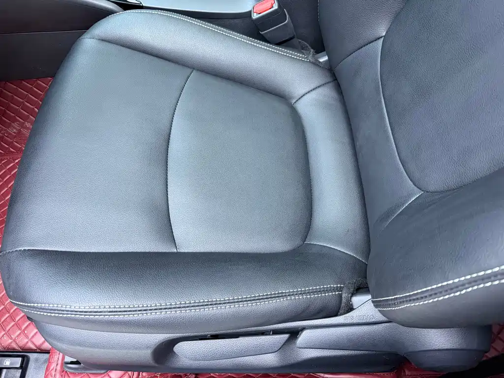 Toyota Corolla — фото 17