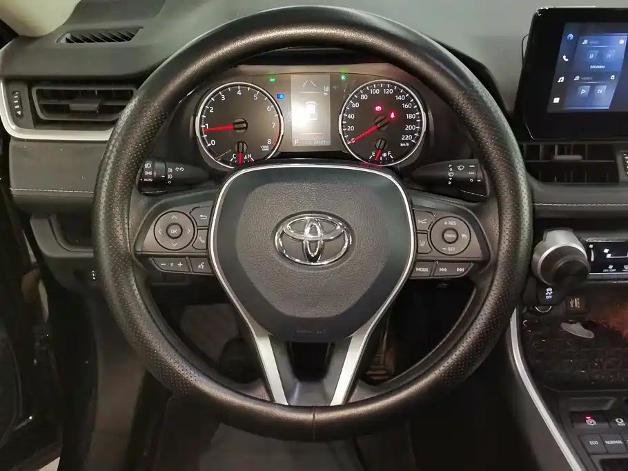 Toyota Wildlander — фото 15