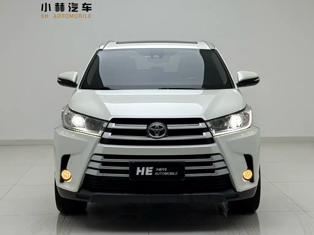 Toyota Highlander — фото 2