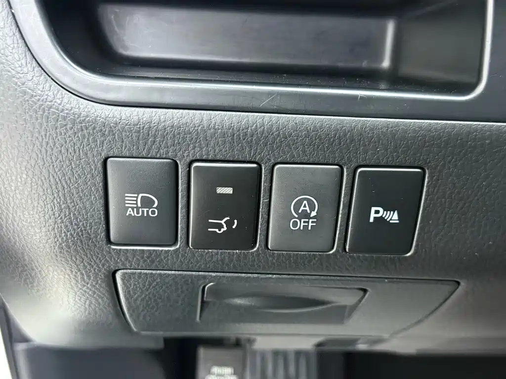 Toyota Highlander — фото 19