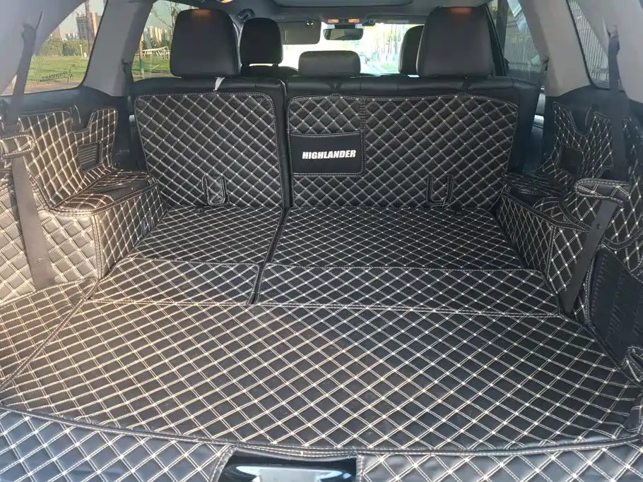 Toyota Highlander — фото 4