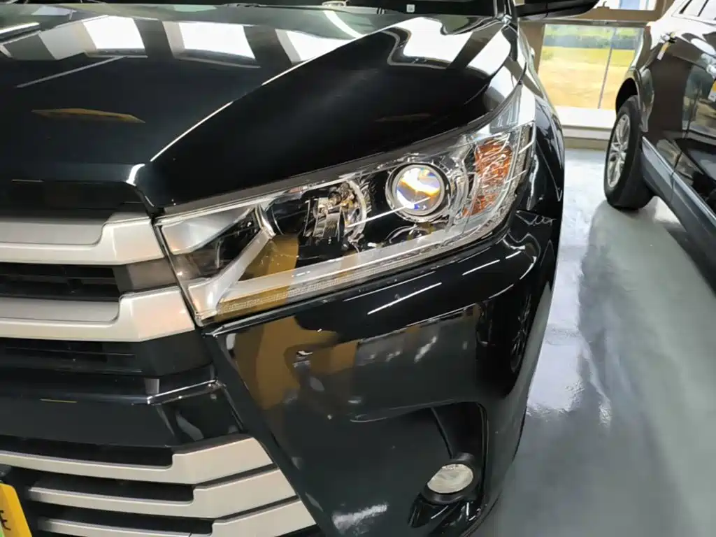 Toyota Highlander — фото 24