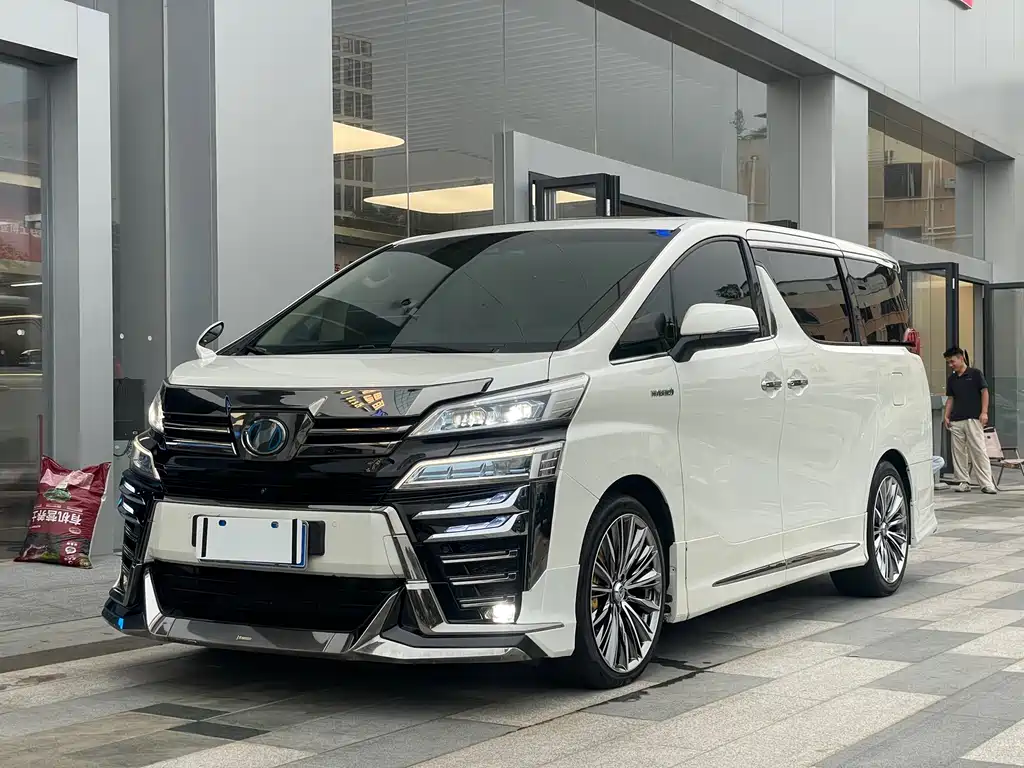 Toyota Vellfire — фото 22