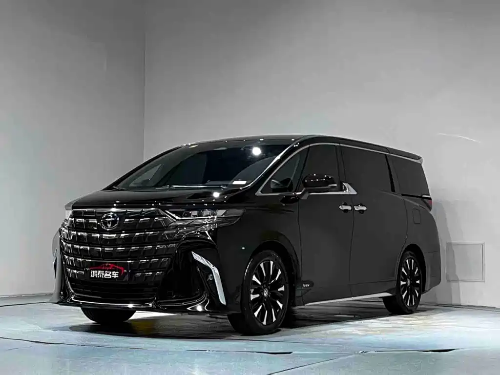 Toyota Alphard — фото 2