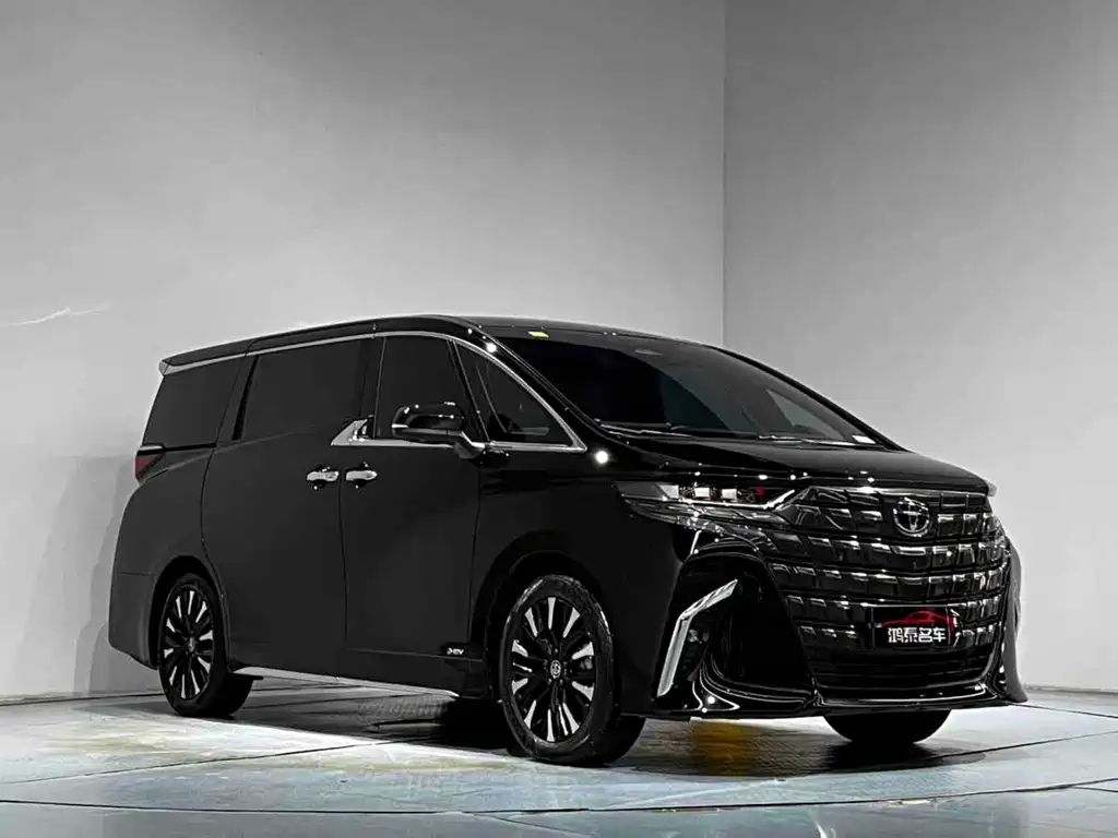 Toyota Alphard — фото 4