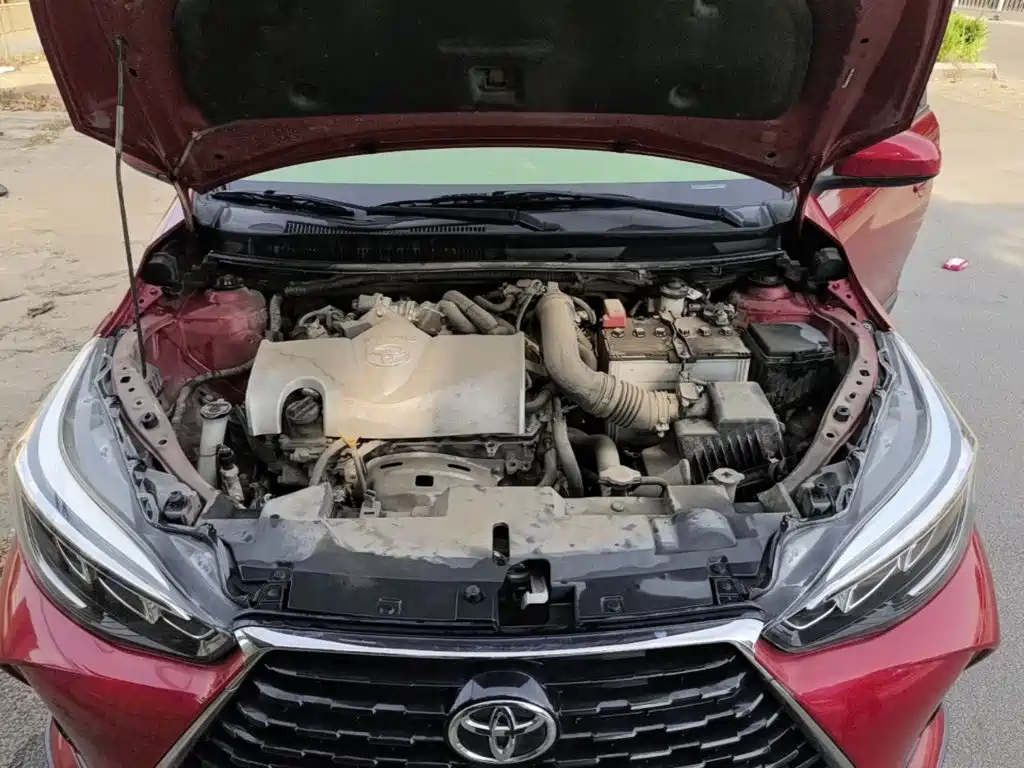 Toyota Yaris L — фото 20