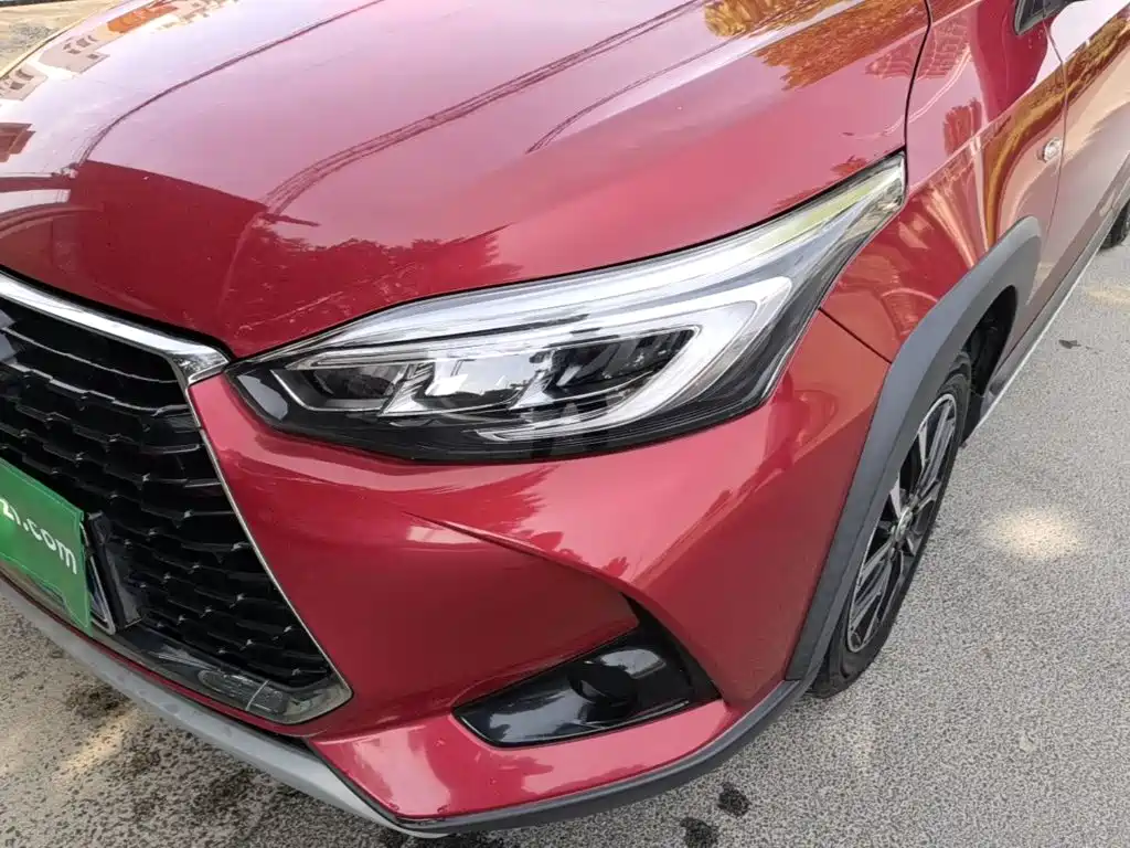 Toyota Yaris L — фото 24