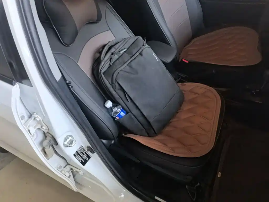 Toyota Yaris L — фото 25