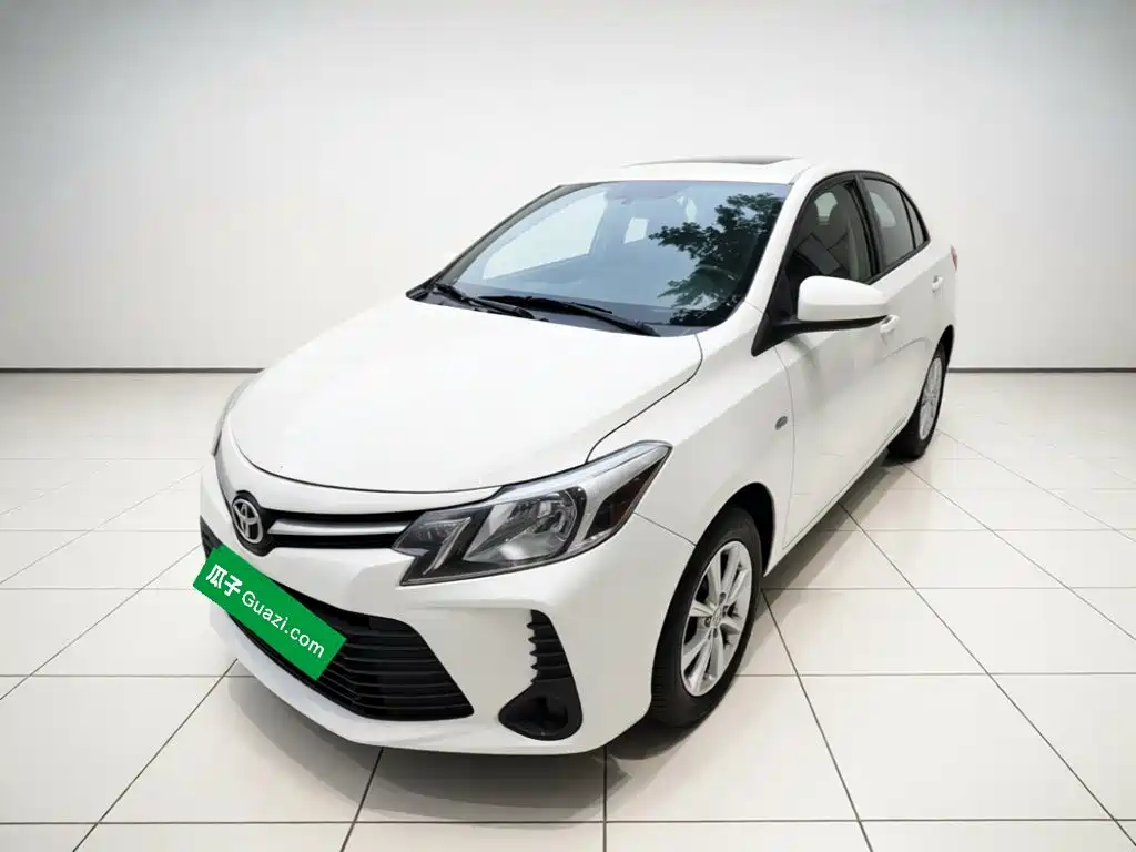 Toyota Vios — фото 2