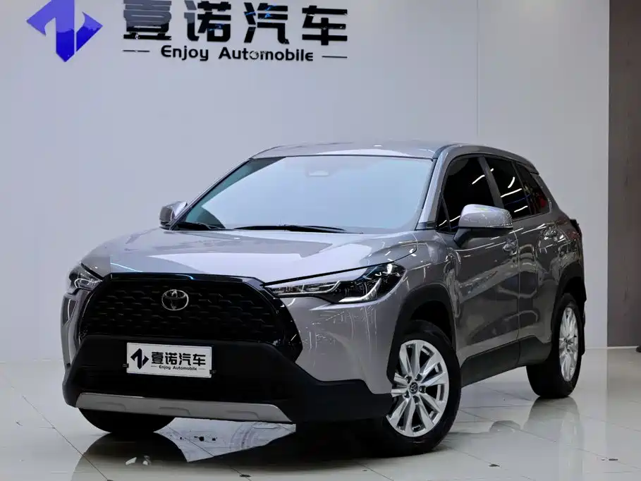 Toyota Corolla Cross — фото 9