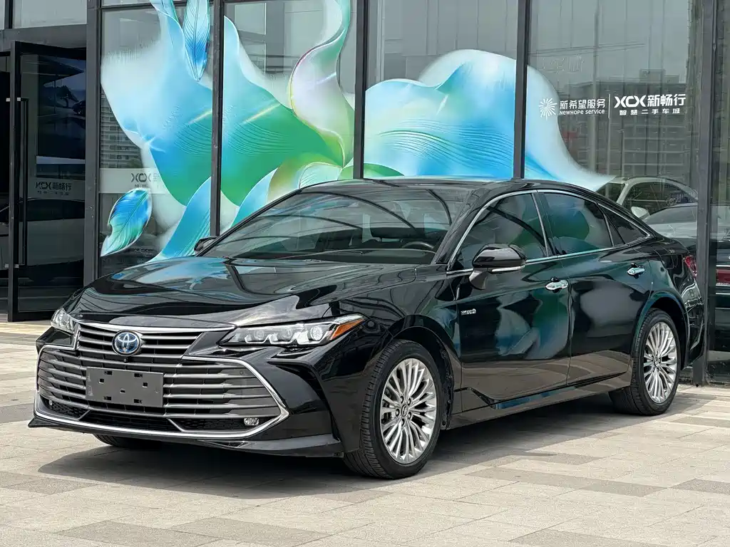 Toyota Avalon — фото 4