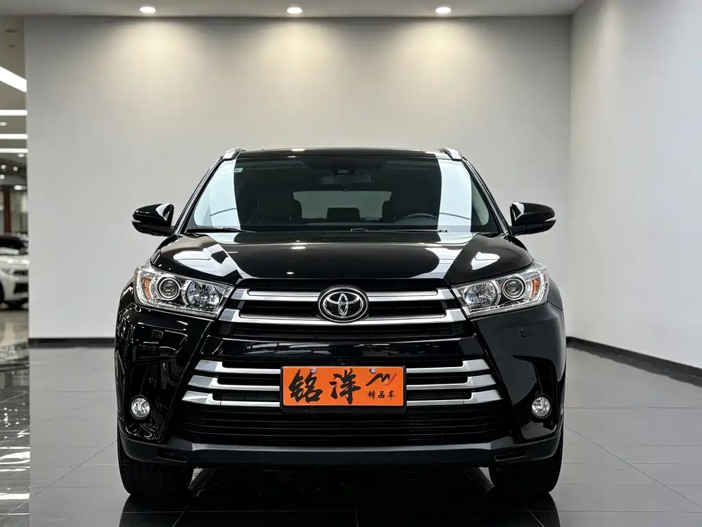 Toyota Highlander — фото 2