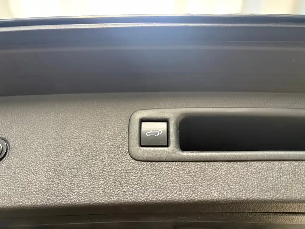 Toyota Highlander — фото 22