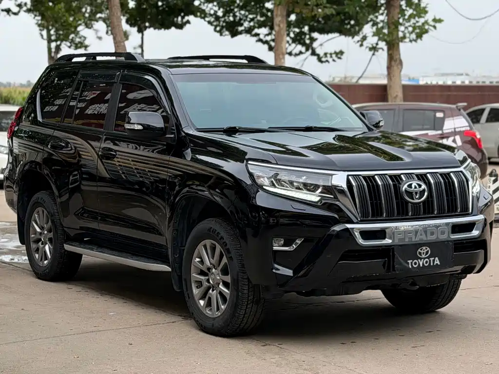 Toyota Prado — фото 3