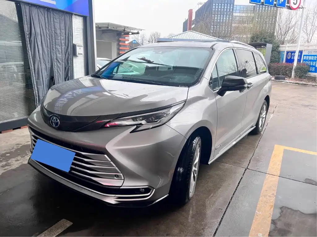 Toyota Sienna