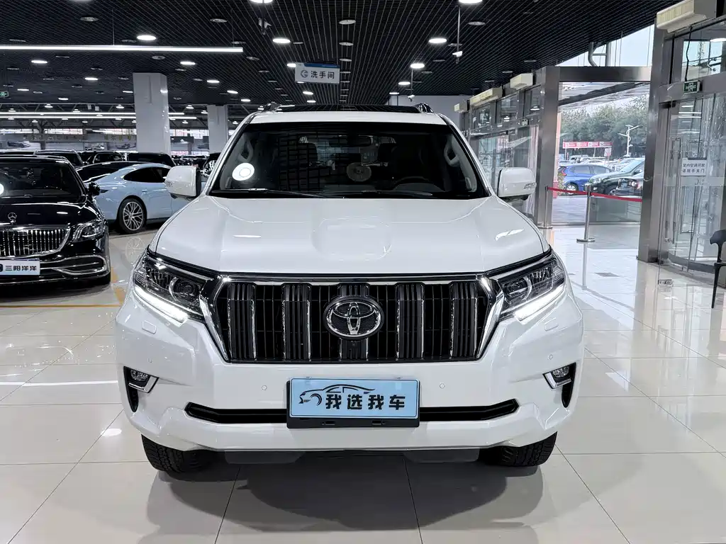 Toyota Prado — фото 2