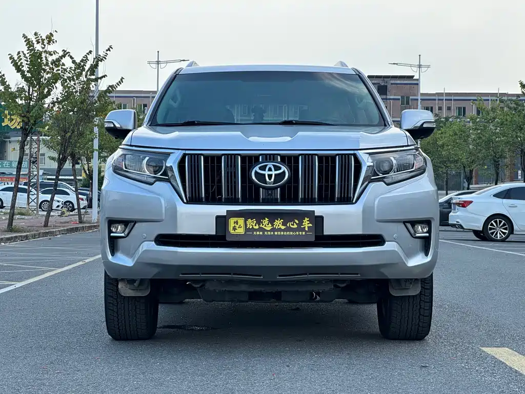 Toyota Prado (Import) — фото 2