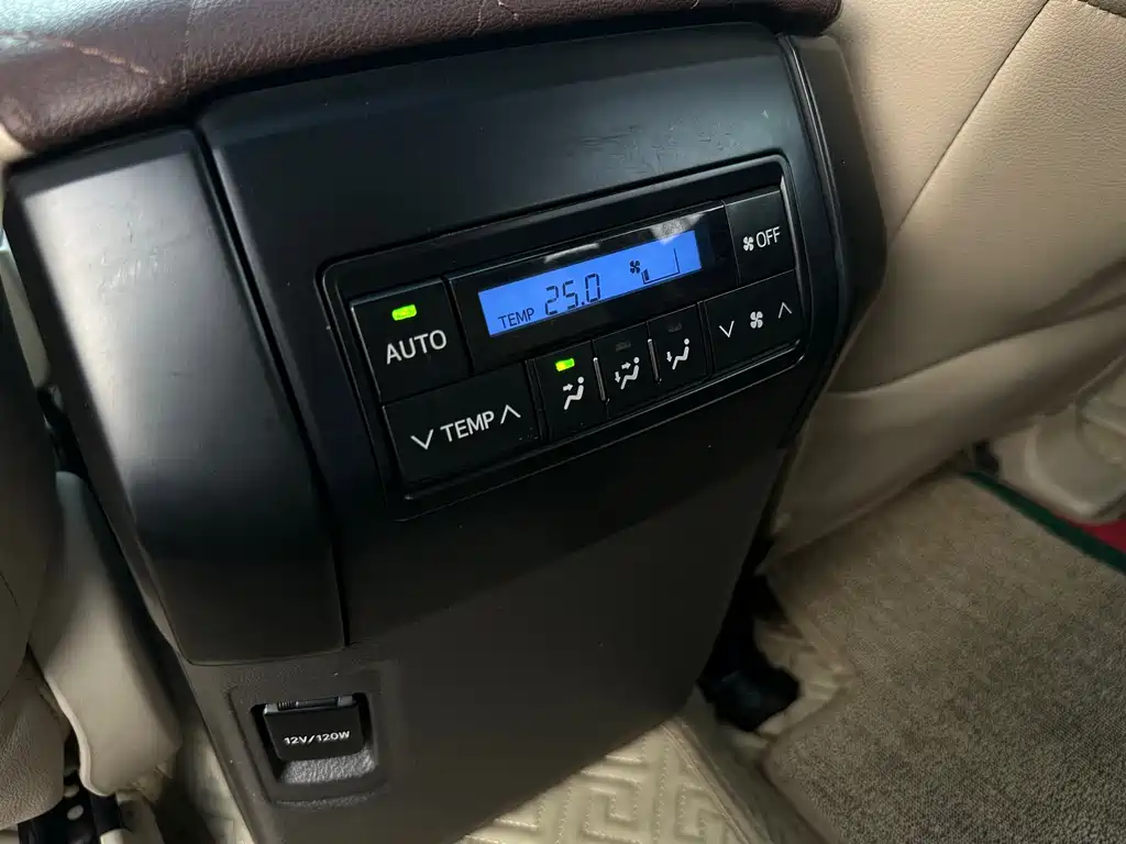 Toyota Prado (Import) — фото 14