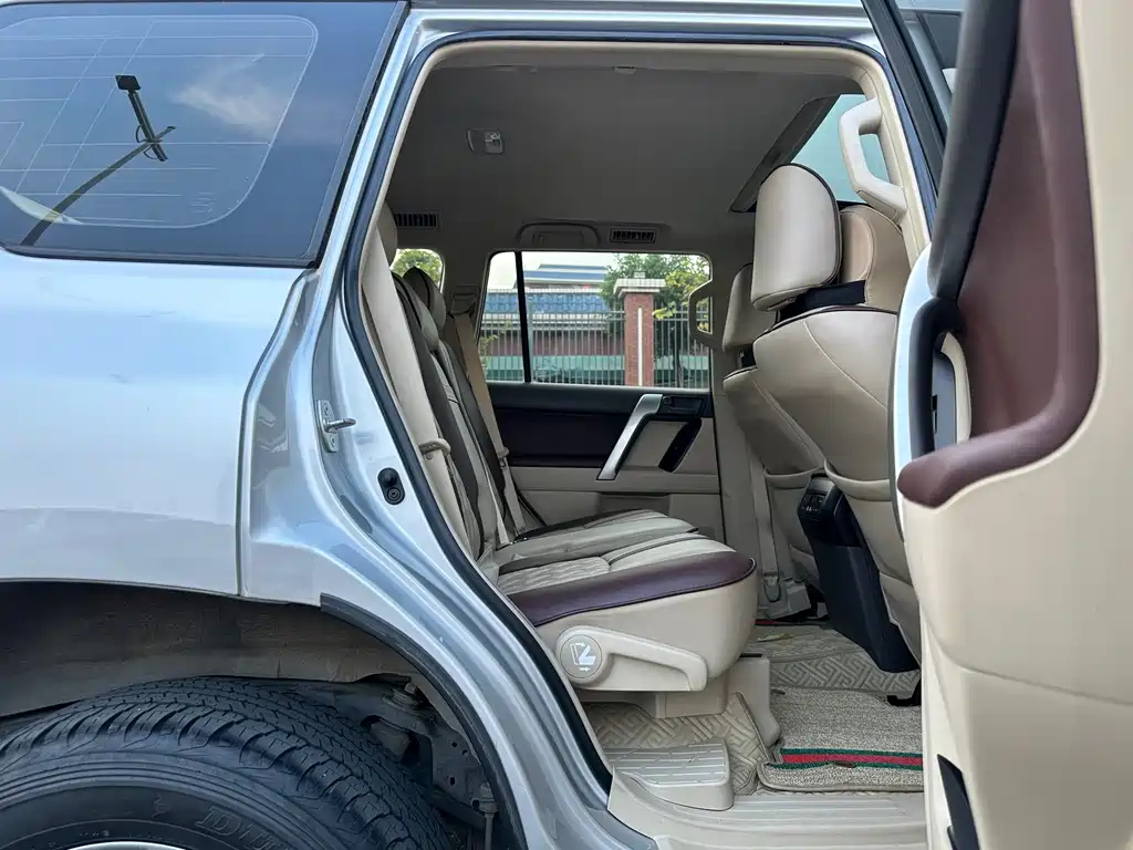 Toyota Prado (Import) — фото 16