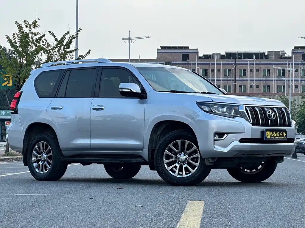 Toyota Prado (Import) — фото 3
