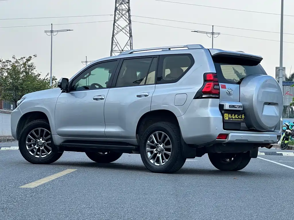Toyota Prado (Import) — фото 4