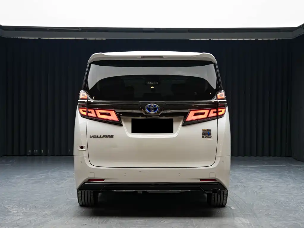 Toyota Vellfire — фото 5