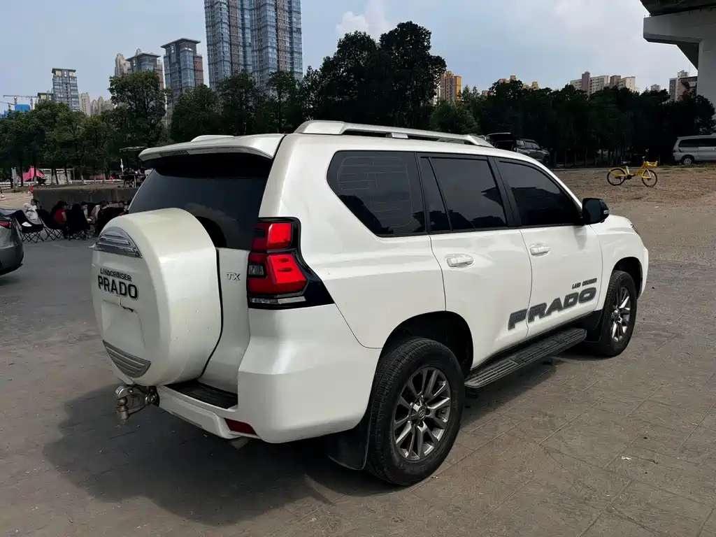 Toyota Prado (Import) — фото 4