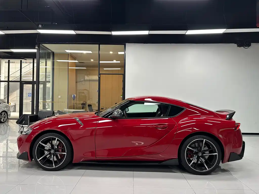 Toyota Supra — фото 3