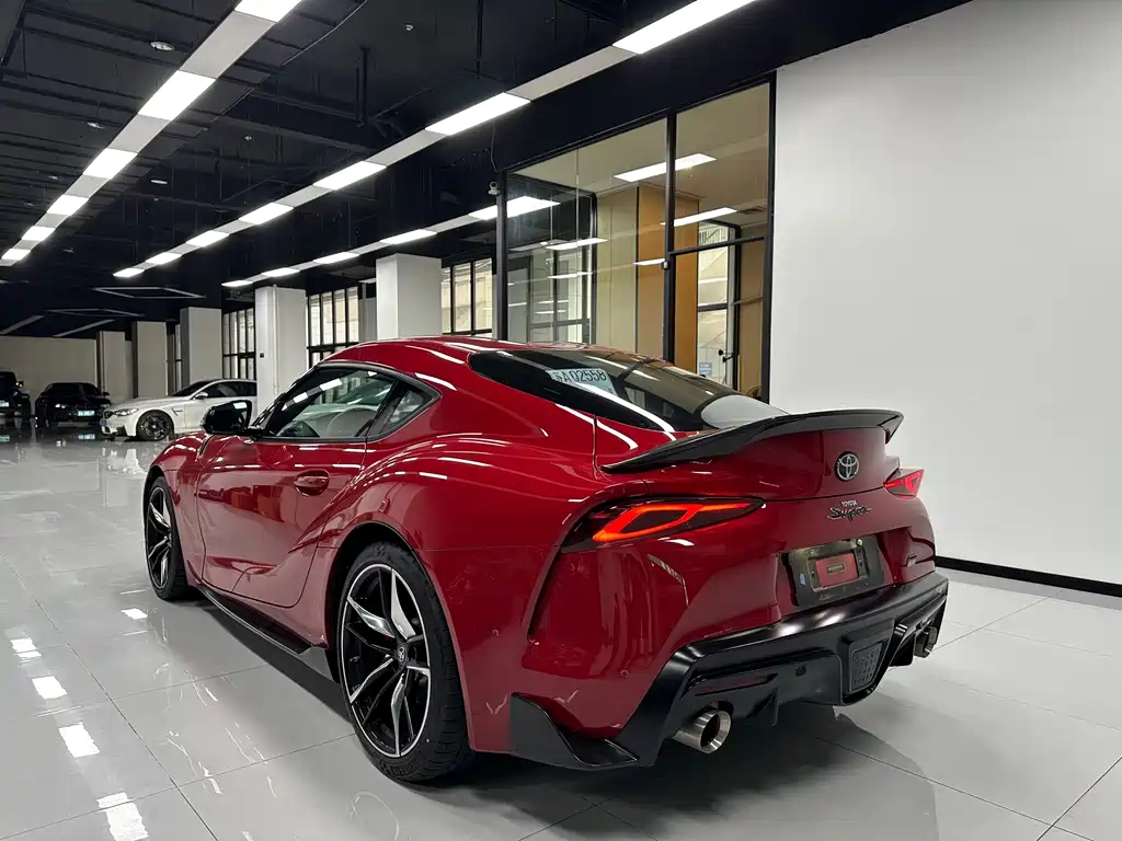 Toyota Supra — фото 4