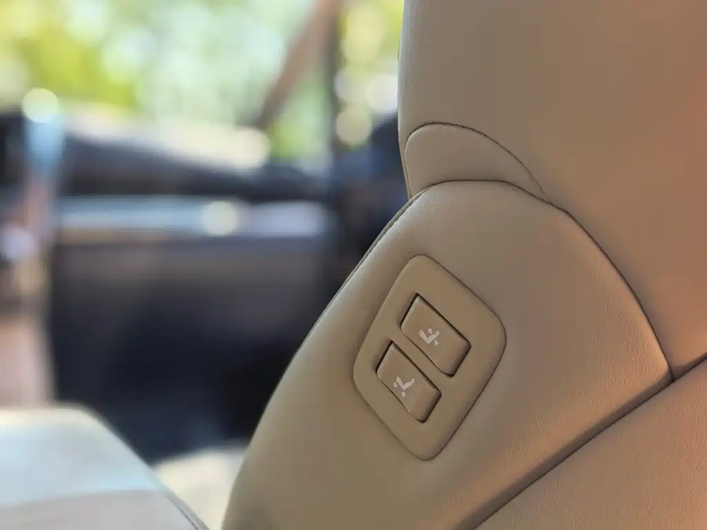 Toyota Vellfire — фото 15