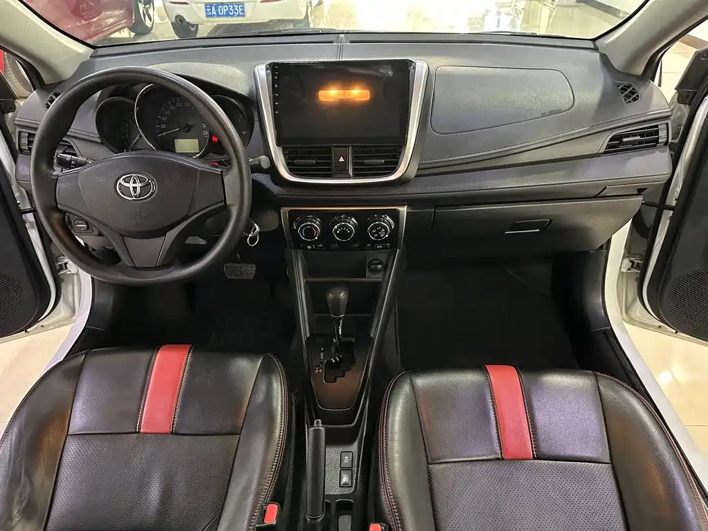 Toyota Vios — фото 13