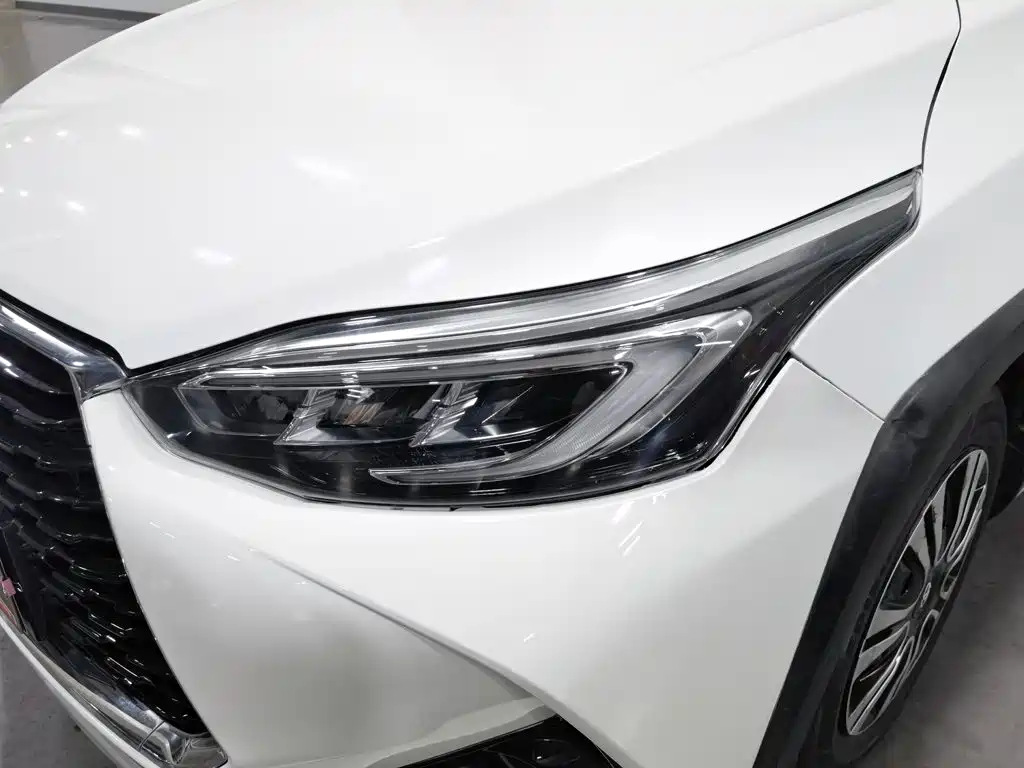 Toyota Yaris L — фото 7