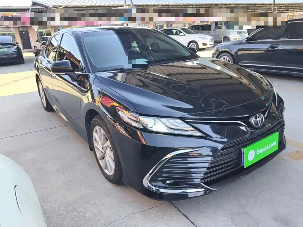 Toyota Camry — фото 4