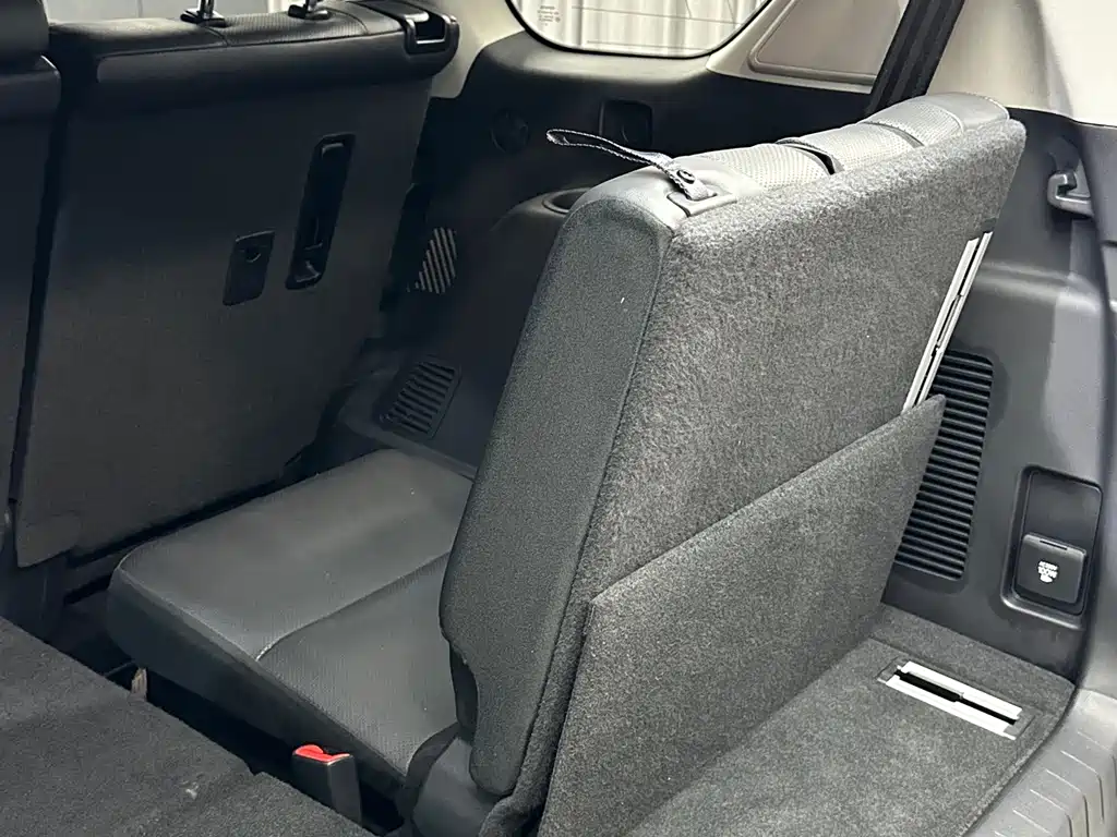 Toyota Prado — фото 26
