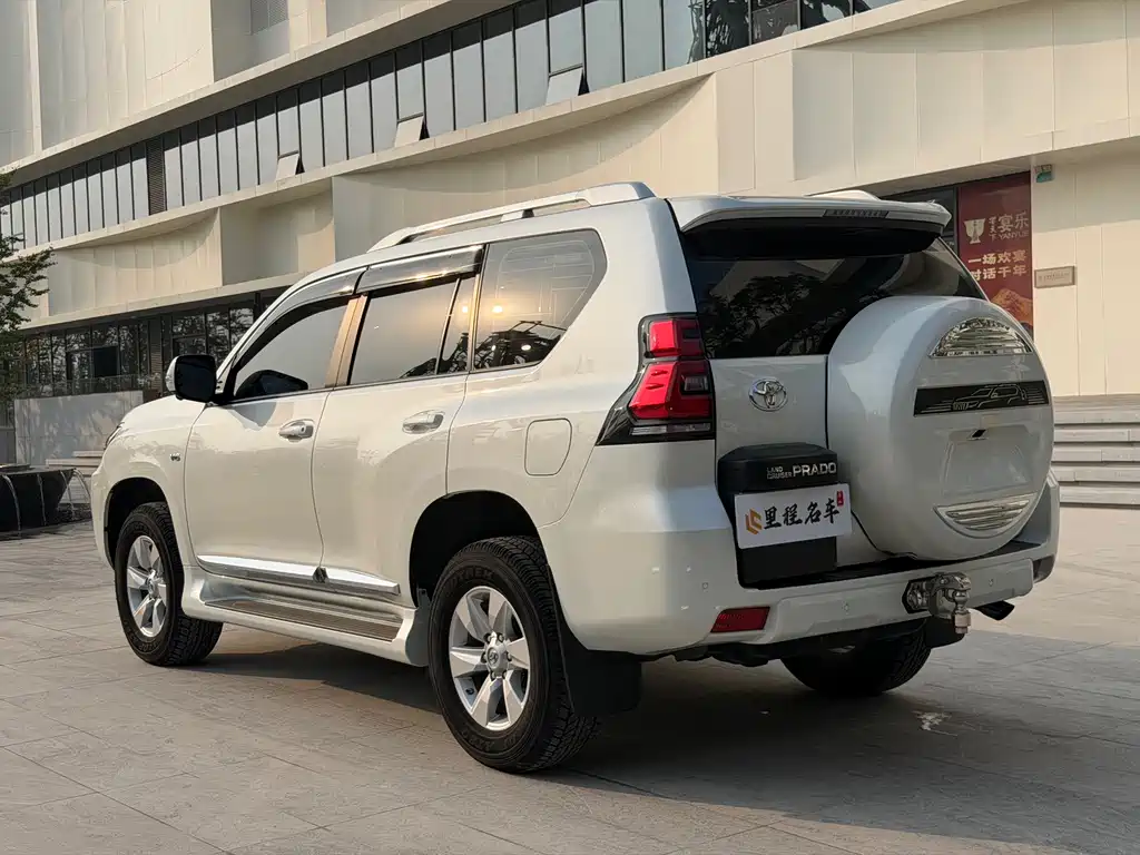 Toyota Prado (Import) — фото 7