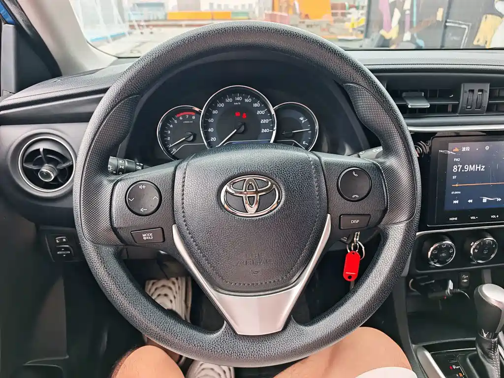 Toyota Levin — фото 14