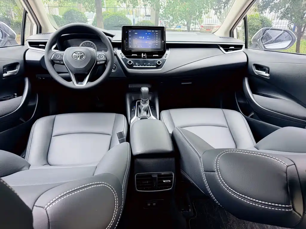 Toyota Allion — фото 14