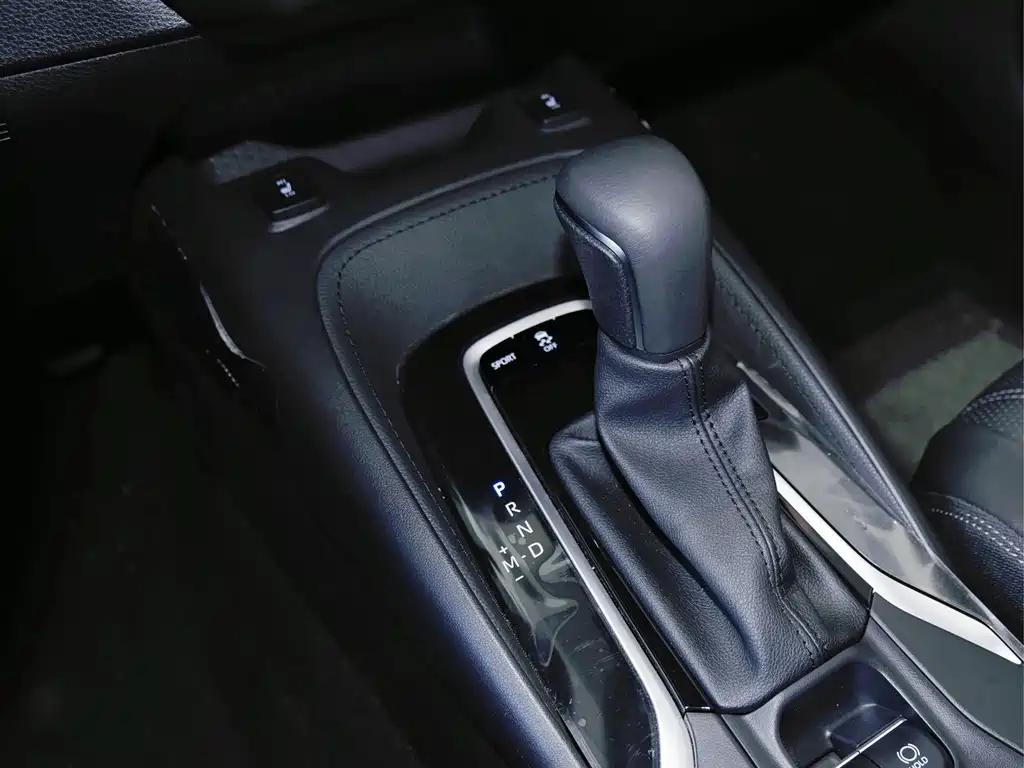 Toyota Allion — фото 19